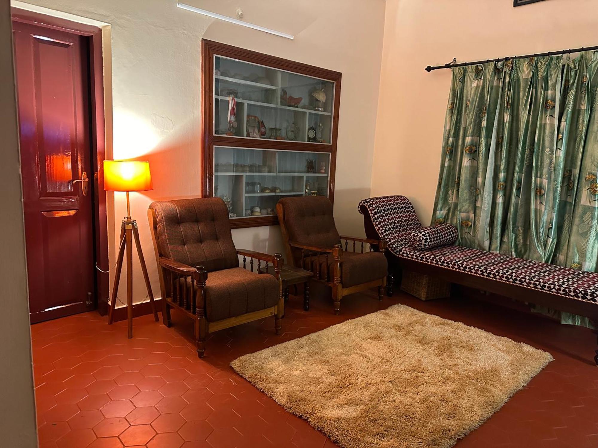 Homestay Prabhalayam *
